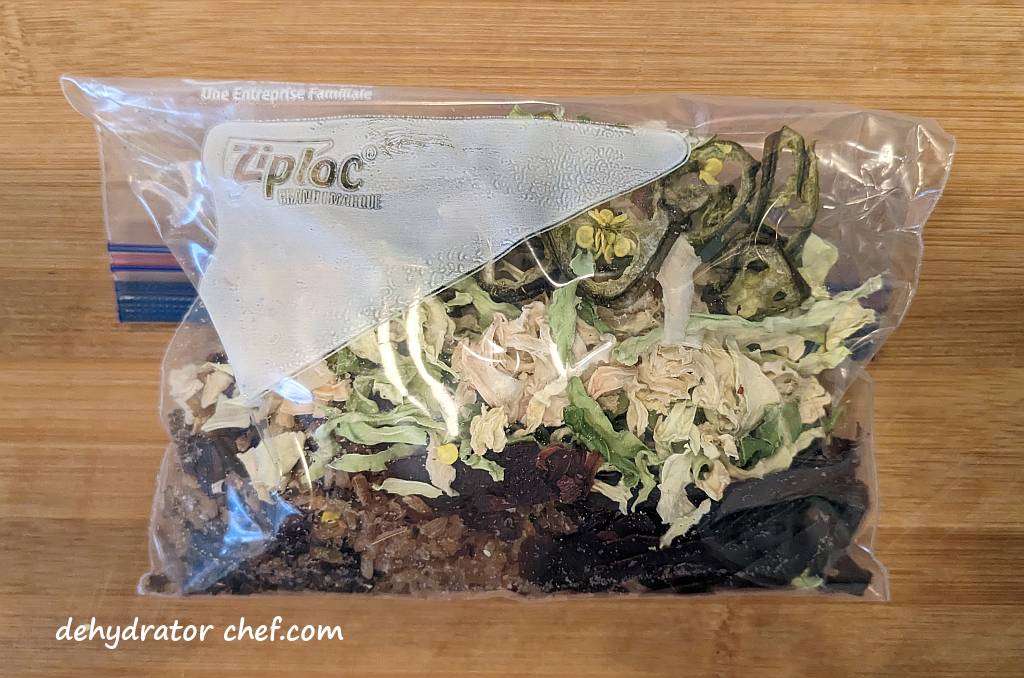 unstuffed cabbage roll dry ingredients in a zip-top bag | dehydrated unstuffed cabbage rolls | making dehydrated meals for camping | homemade dehydrated meal recipes | make your own dehydrated camping food | homemade dehydrated camping meals | homemade dehydrated backpacking meals
