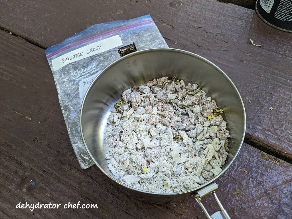 Dehydrated Sausage Gravy in Pita Pocket Bread Making Dehydrated Meals