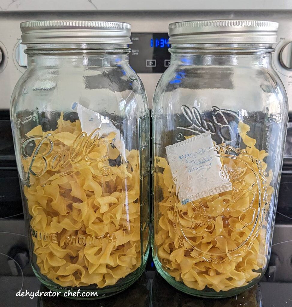 dehydrated noodles in a canning jar with desiccant packets for moisture control | best foods to dehydrate for long term storage | dehydrating food for long term storage | dehydrated food recipes for long term storage | dehydrating meals for long term storage | food dehydrator for long term storage